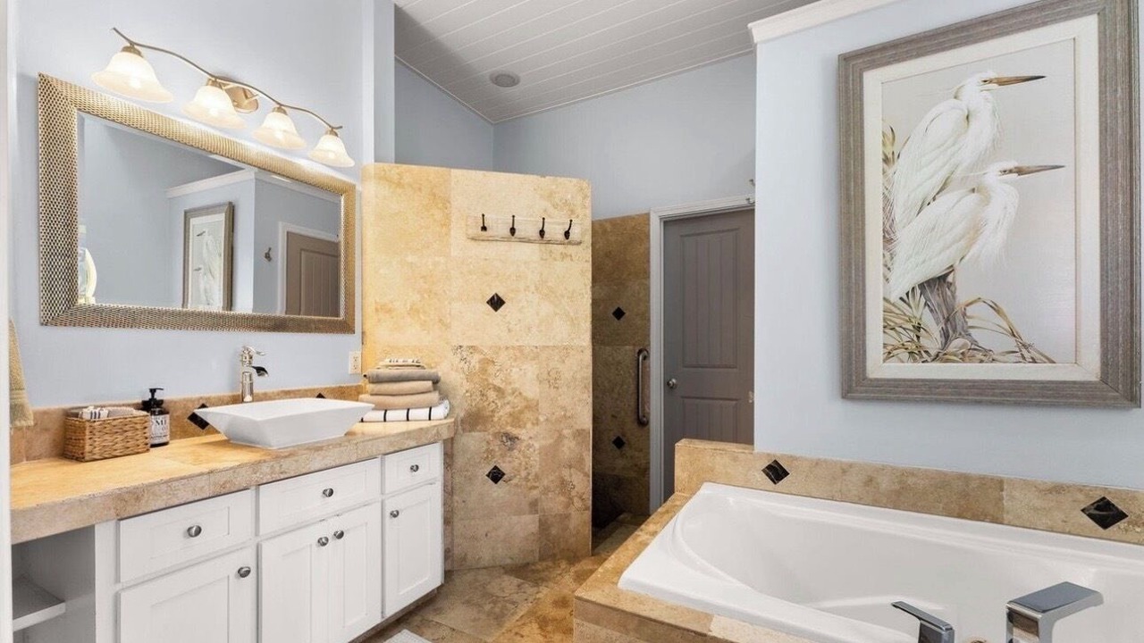 Photo of Bedroom in Silver Sands Beach