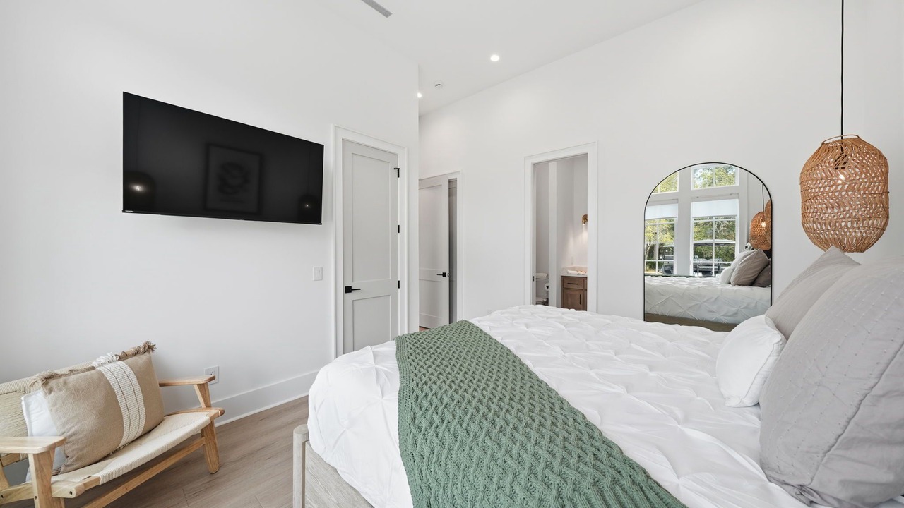 Photo of Bedroom in Riviera Beach