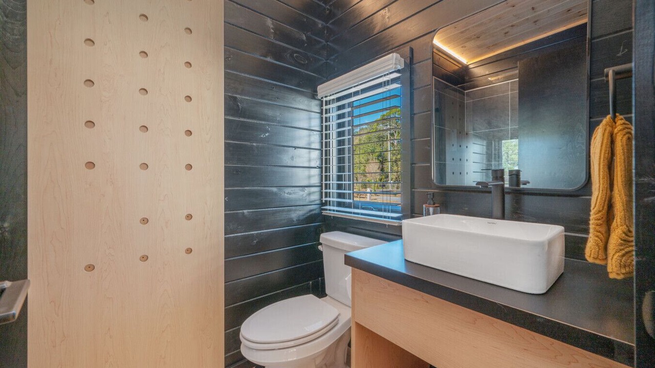 Photo of Bathroom in Mary Esther