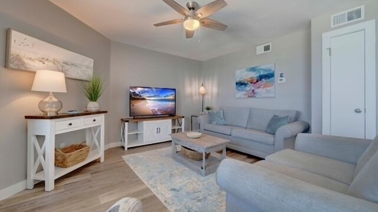 Photo of Livingroom in El Centro Beach