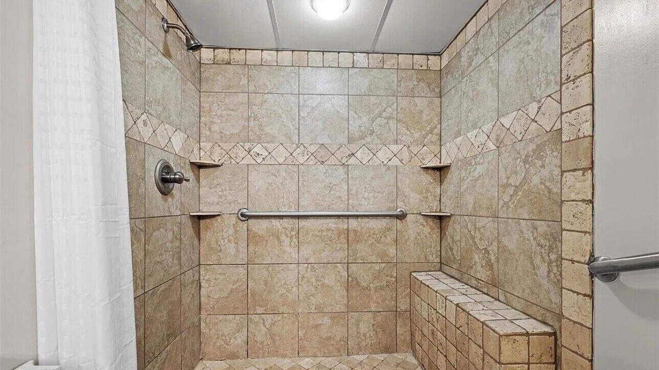 Photo of Bathroom in El Centro Beach