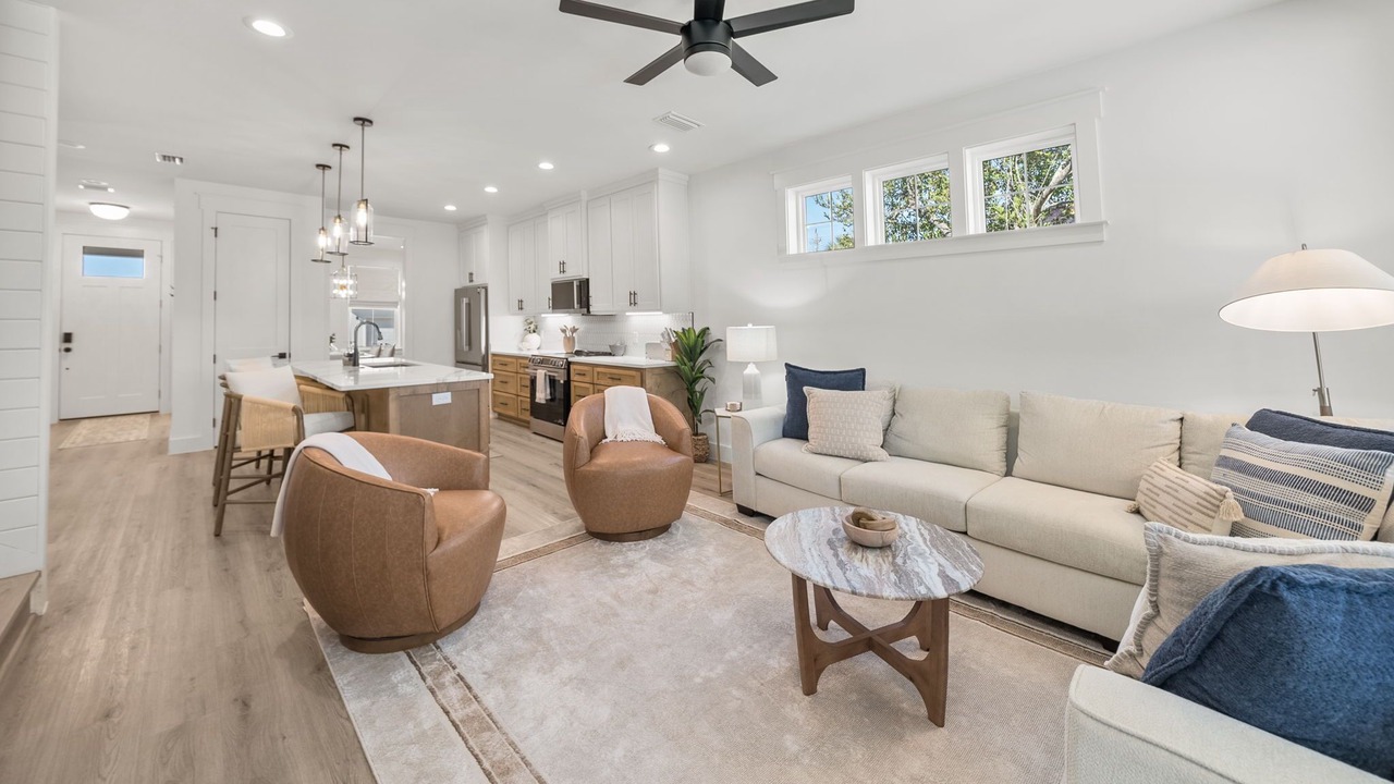 Photo of Livingroom in Inlet Beach Heights