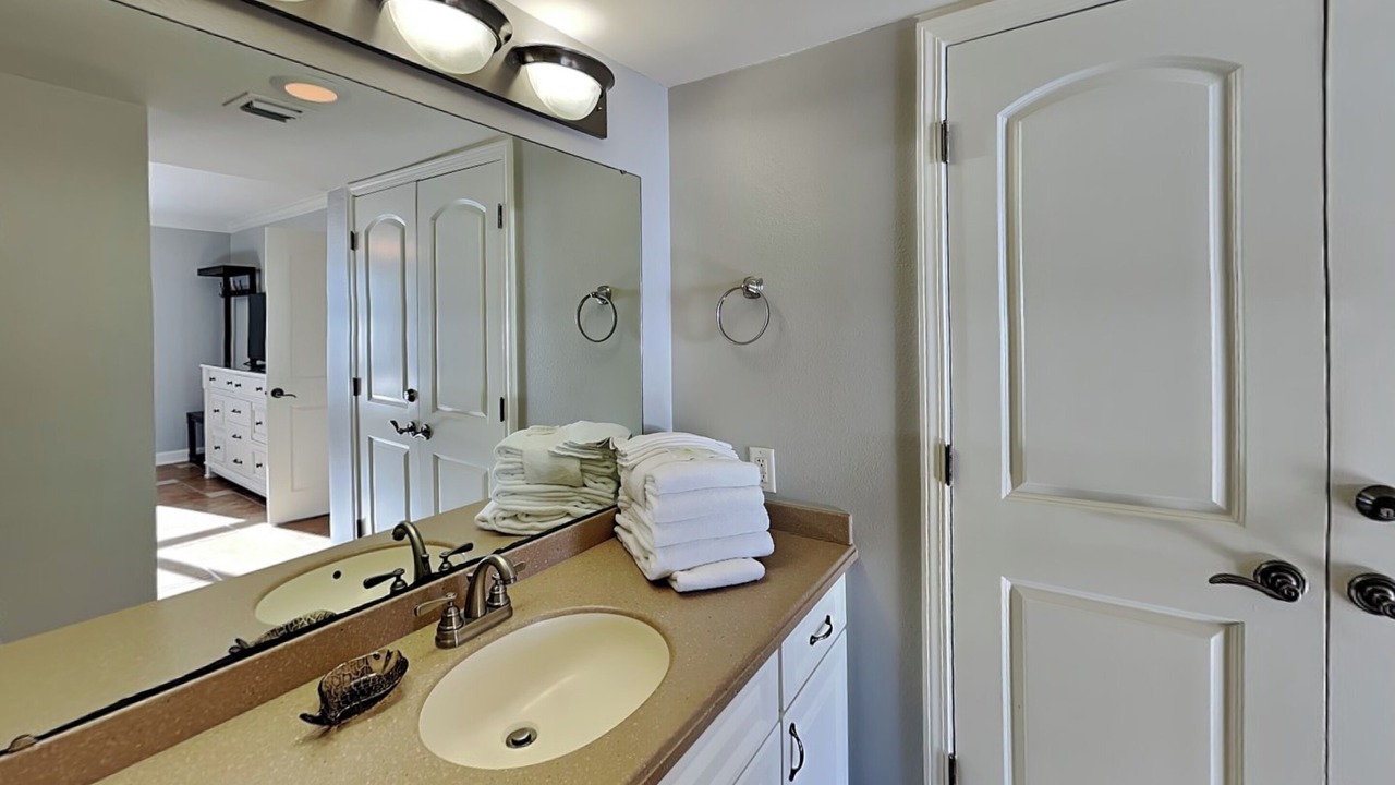 Photo of Bathroom in Pensacola Beach