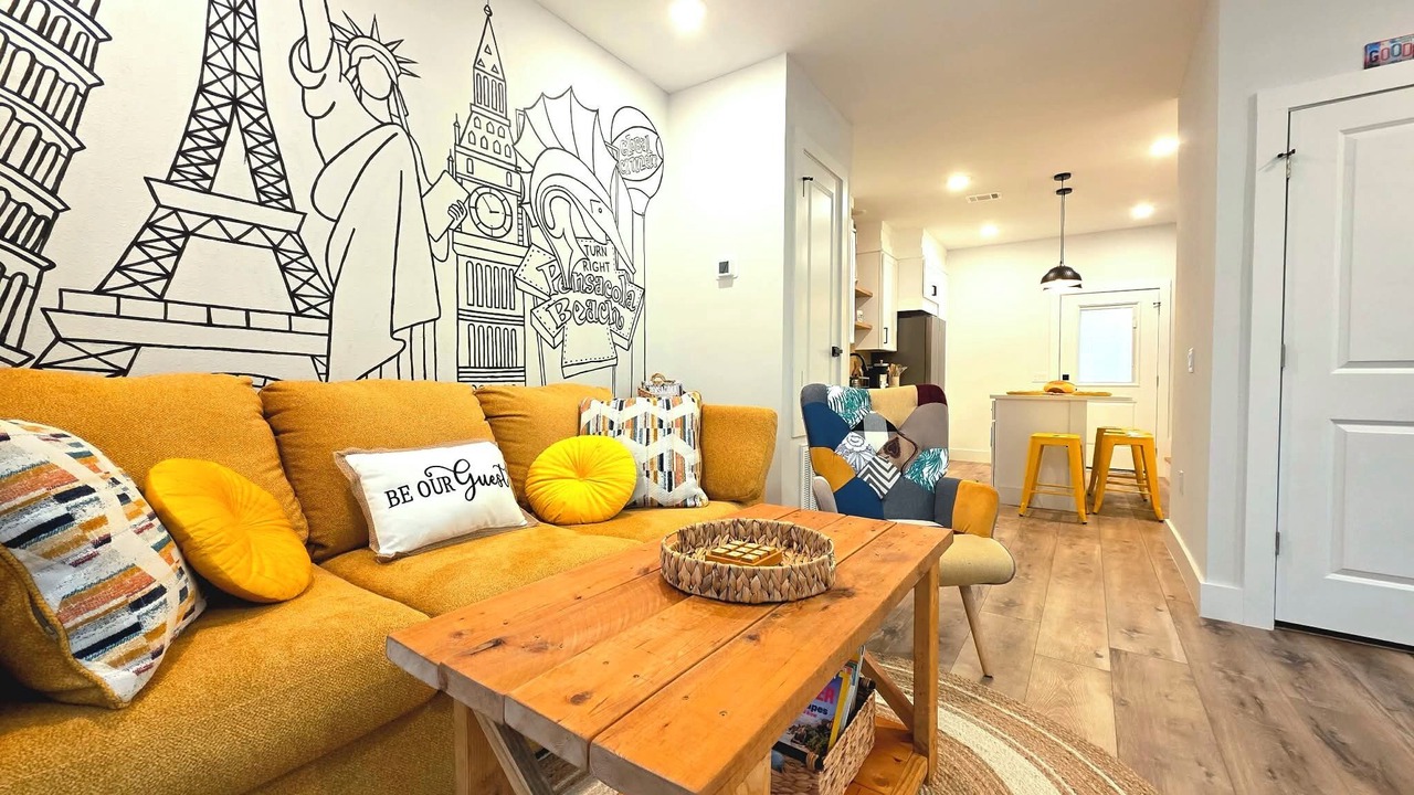 Photo of Livingroom in South Pensacola