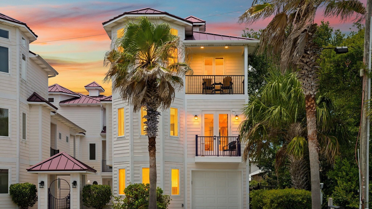 Photo of Outdoor in Laguna Beach Estates