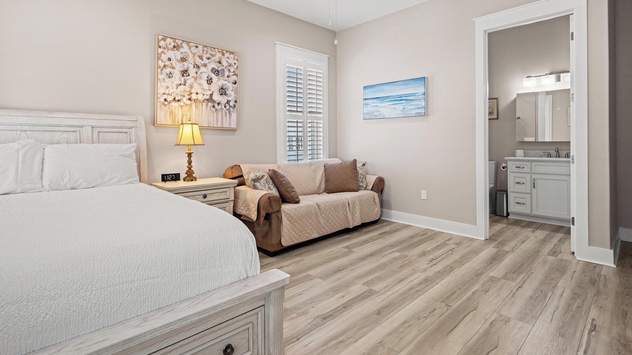 Photo of Bedroom in Mexico Beach