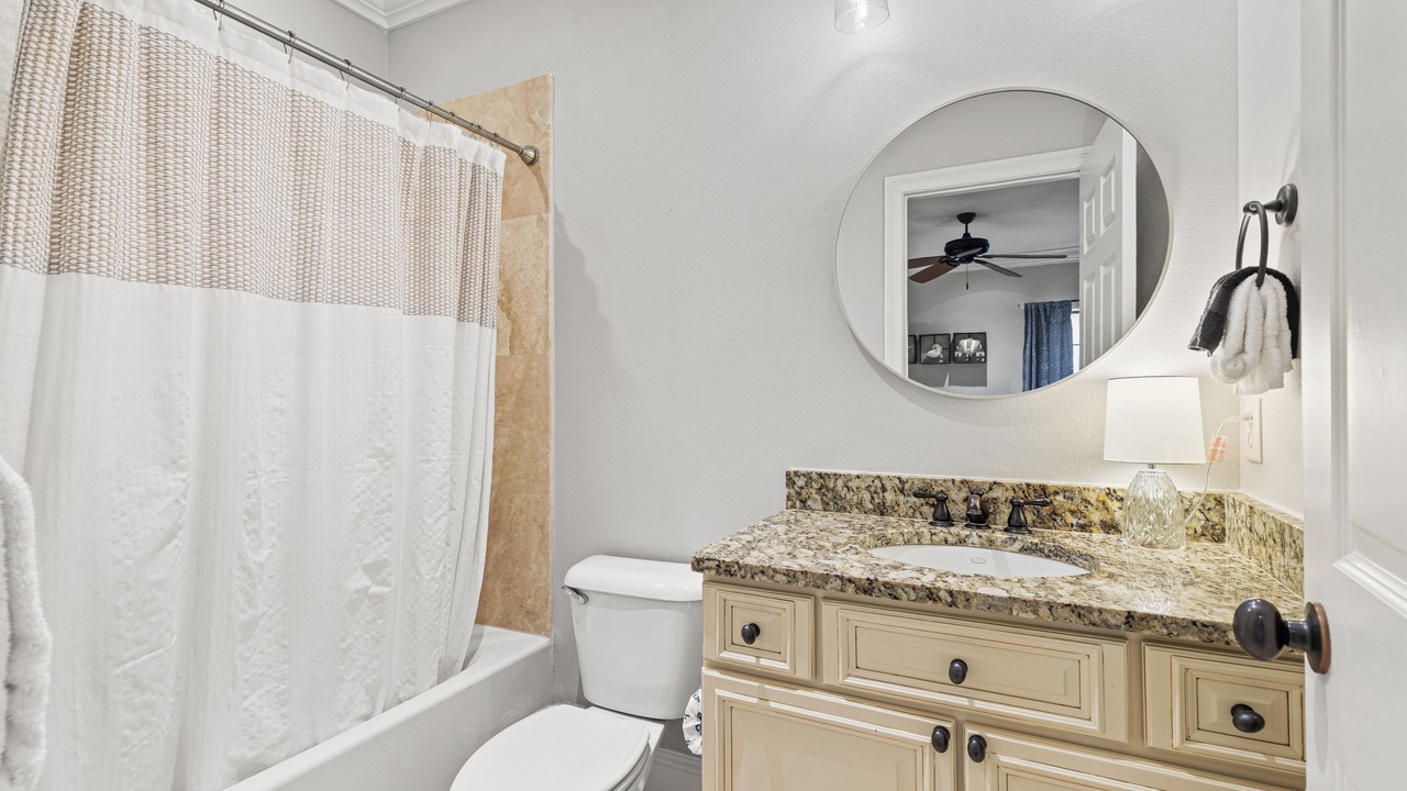 Photo of Bathroom in Villa Lago