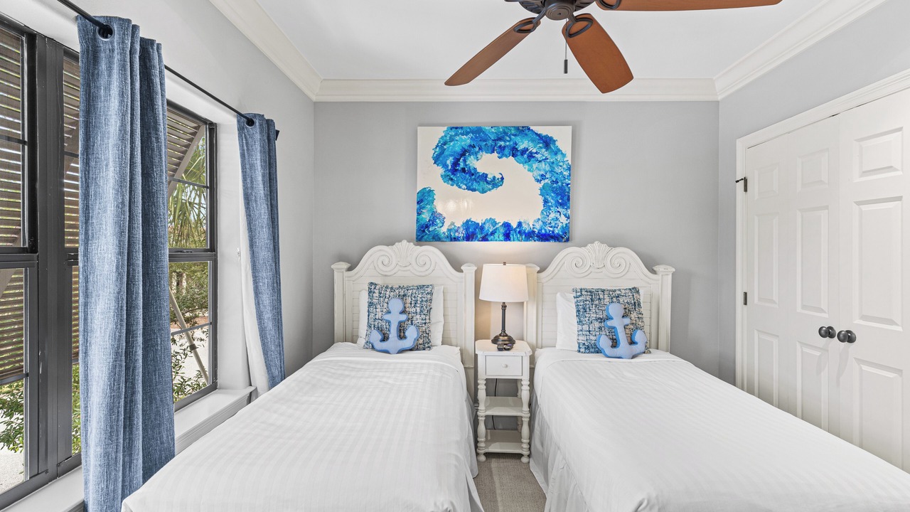 Photo of Bedroom in Villa Lago