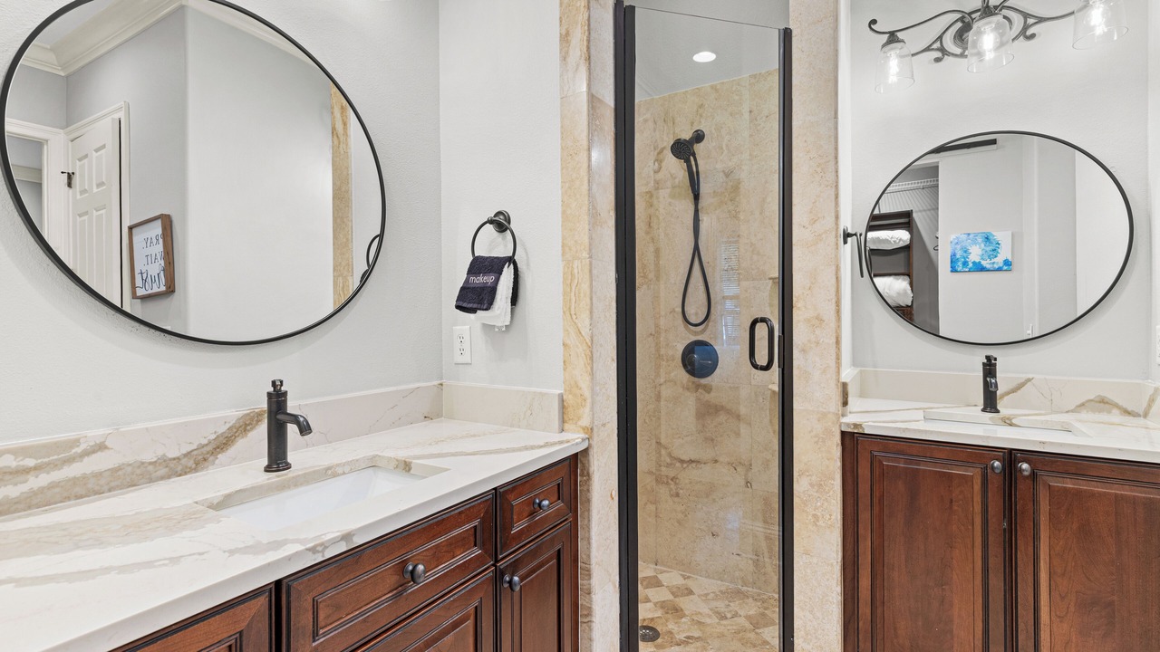 Photo of Bathroom in Villa Lago