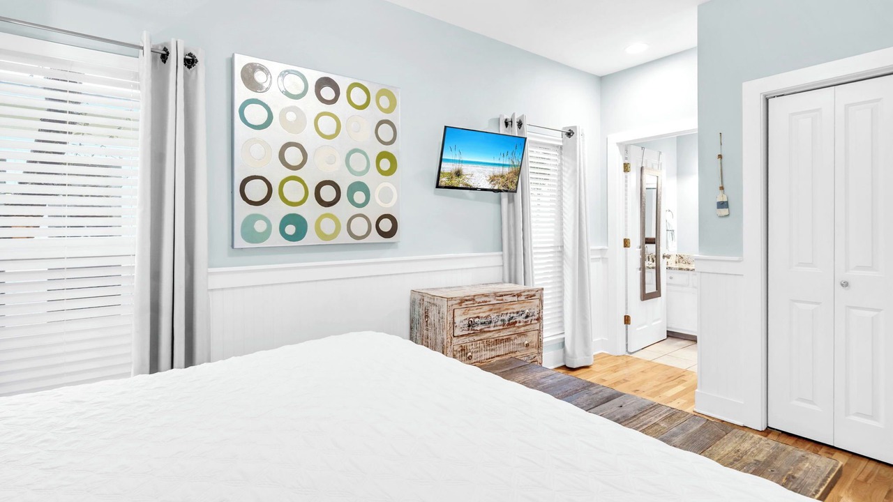 Photo of Bedroom in Seacrest