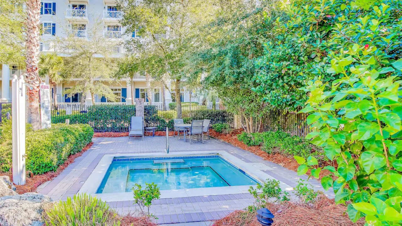 Photo of Outdoor in Baytowne Wharf