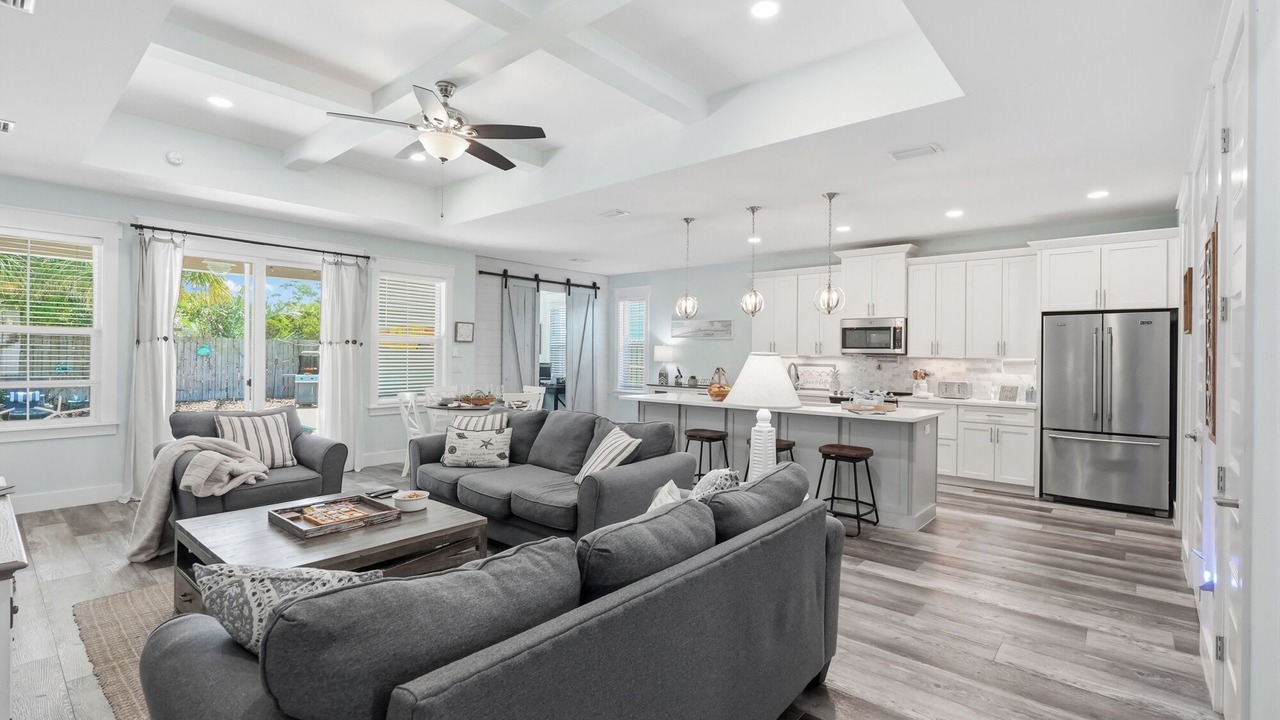 Photo of Bedroom in Laguna Beach Estates