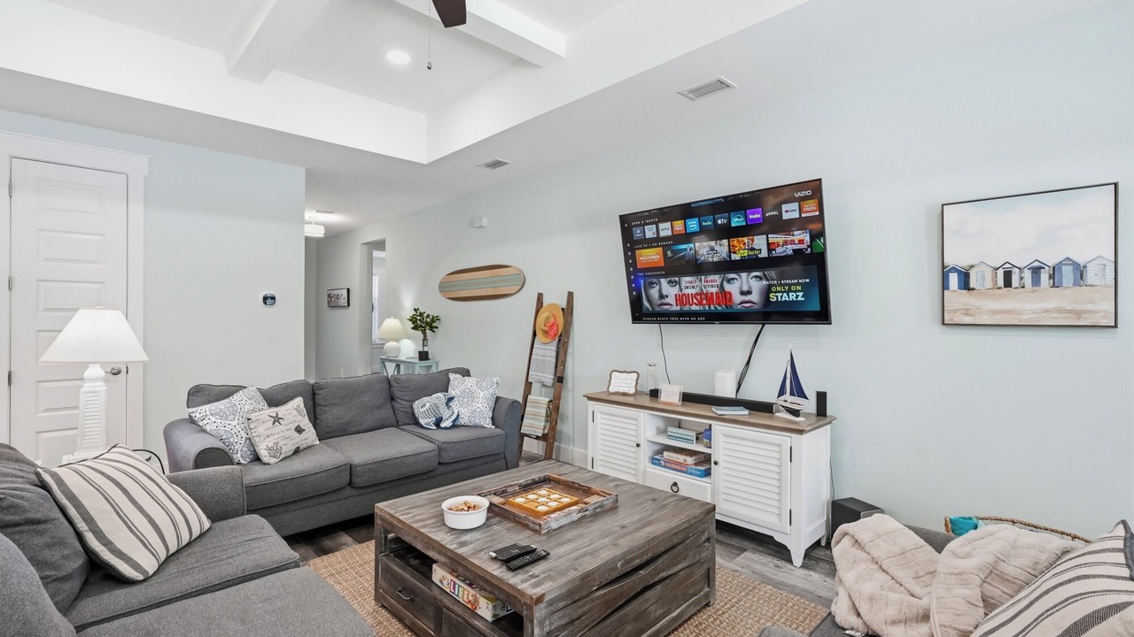 Photo of Bedroom in Laguna Beach Estates