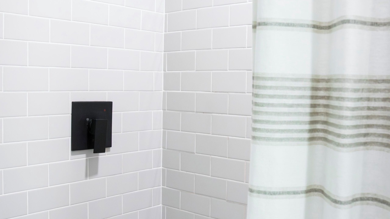 Photo of Bathroom in Dickinson Narrows