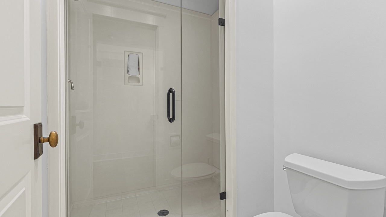 Photo of Bathroom in Beach District