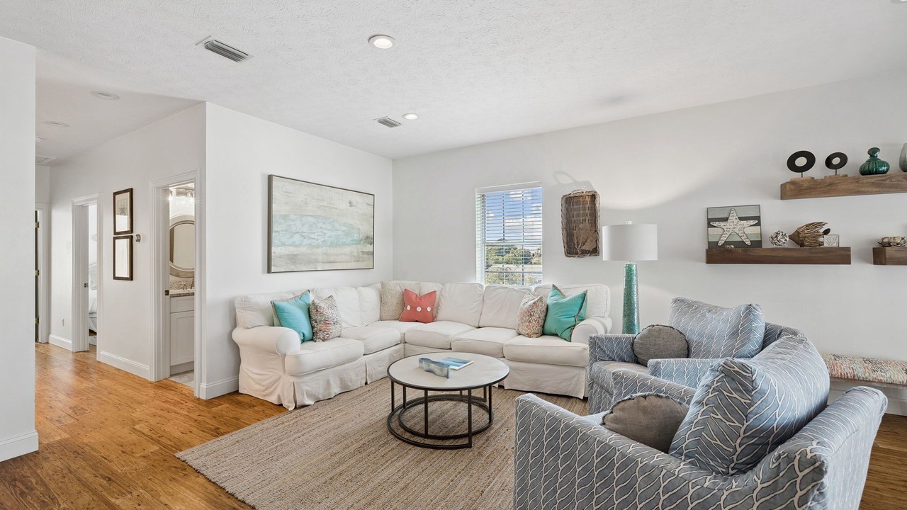 Photo of Livingroom in Laguna Beach