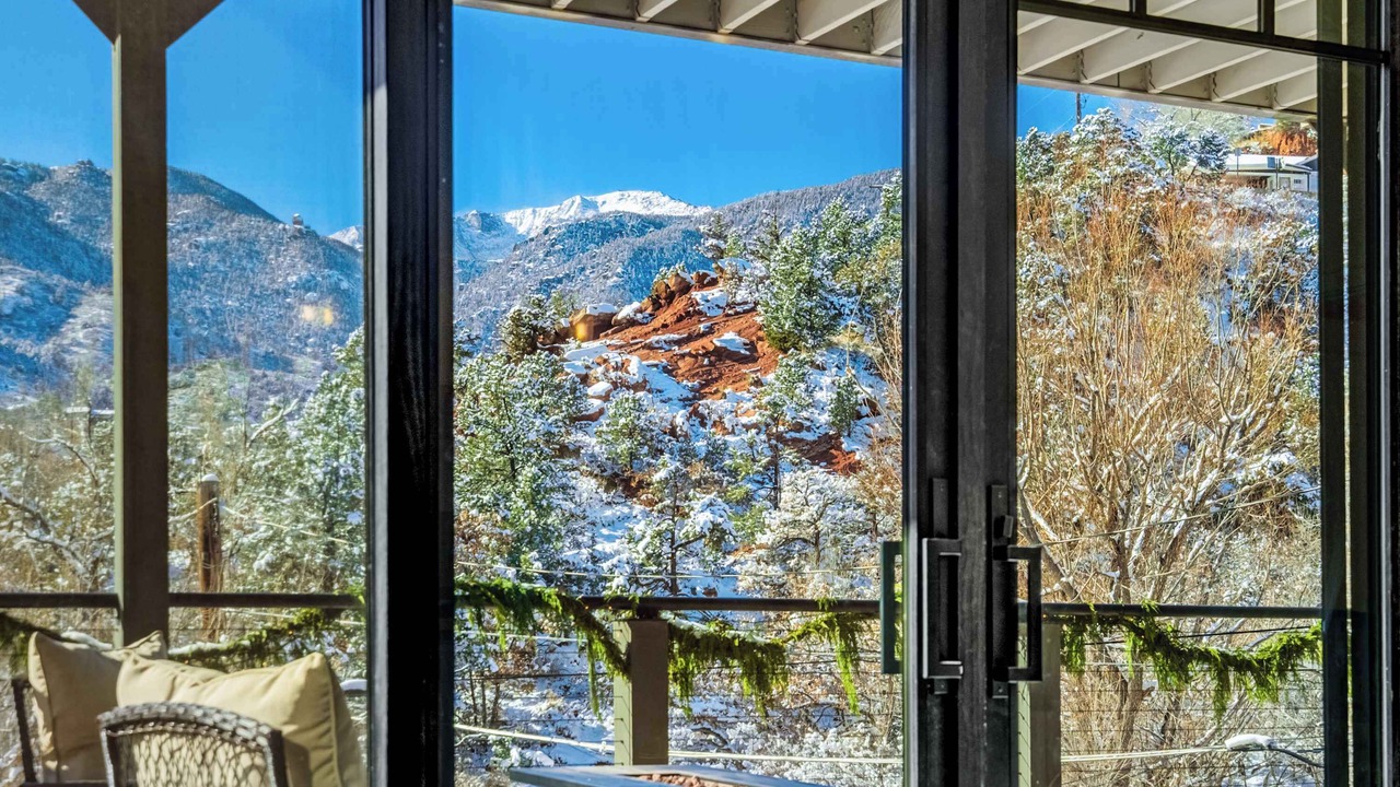 Photo of Patio Balcony in Manitou Springs Historic District