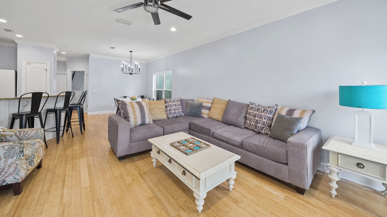Photo of Livingroom in Laguna Beach Estates