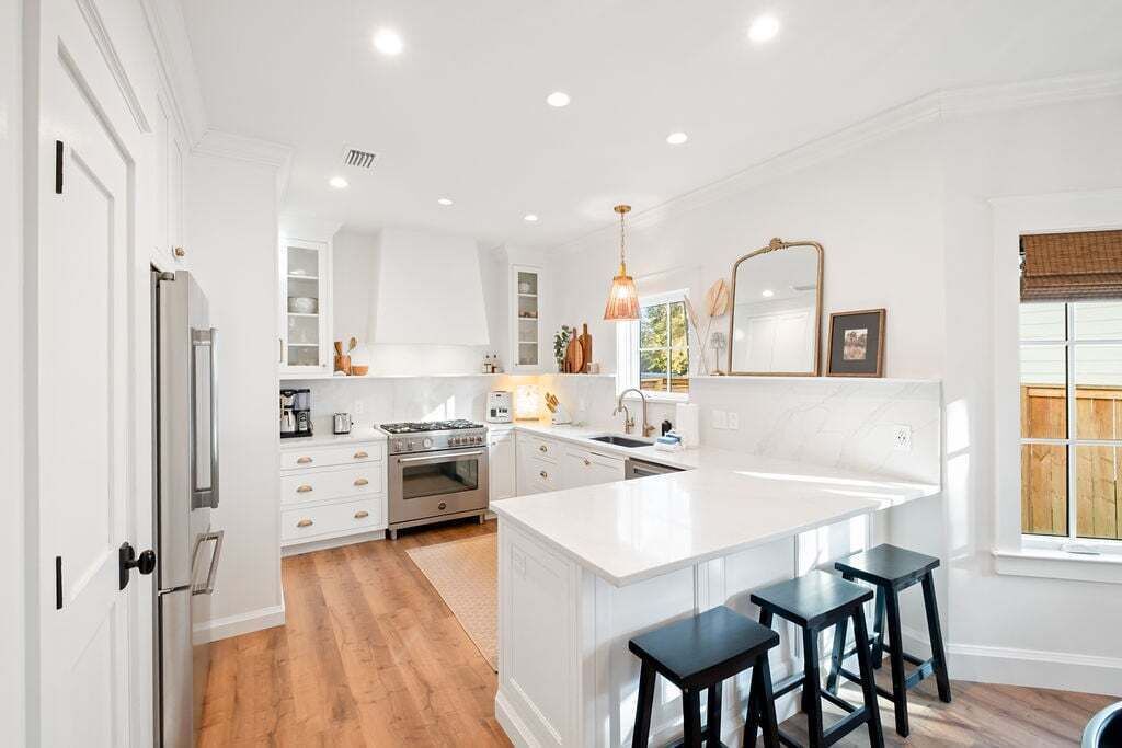 Photo of Kitchen in White's Gulfview