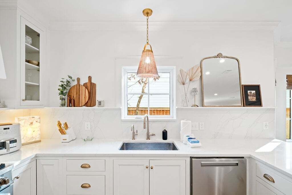 Photo of Kitchen in White's Gulfview