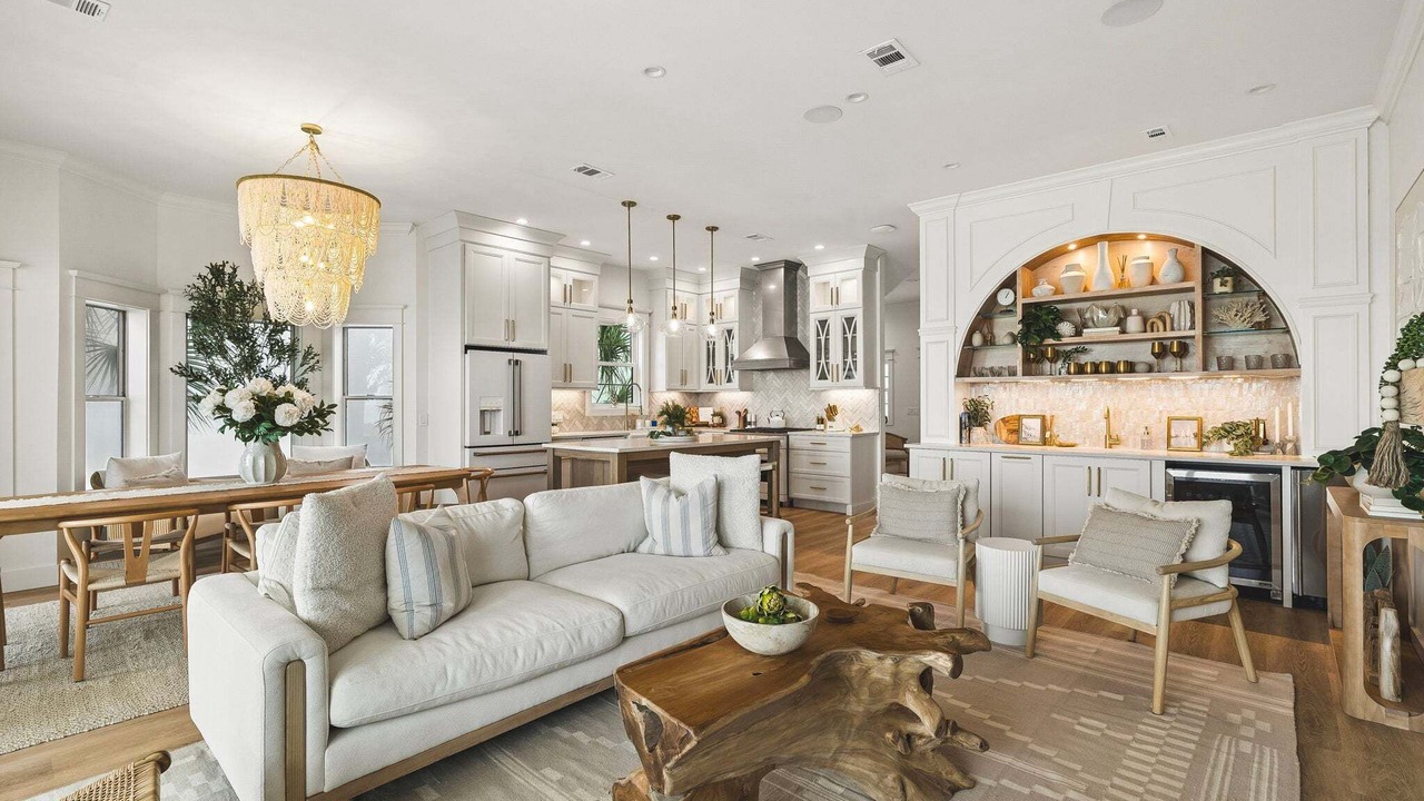 Photo of Livingroom in Rosemary Beach