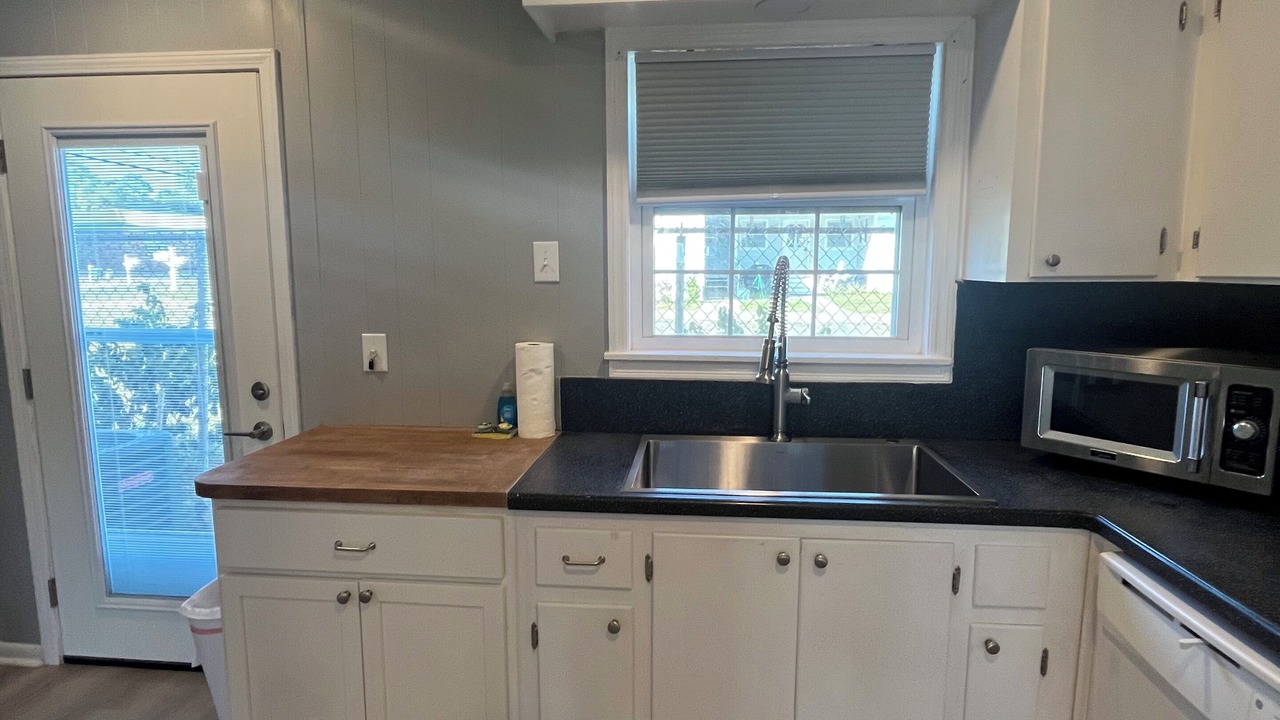 Photo of Kitchen in Laguna Beach