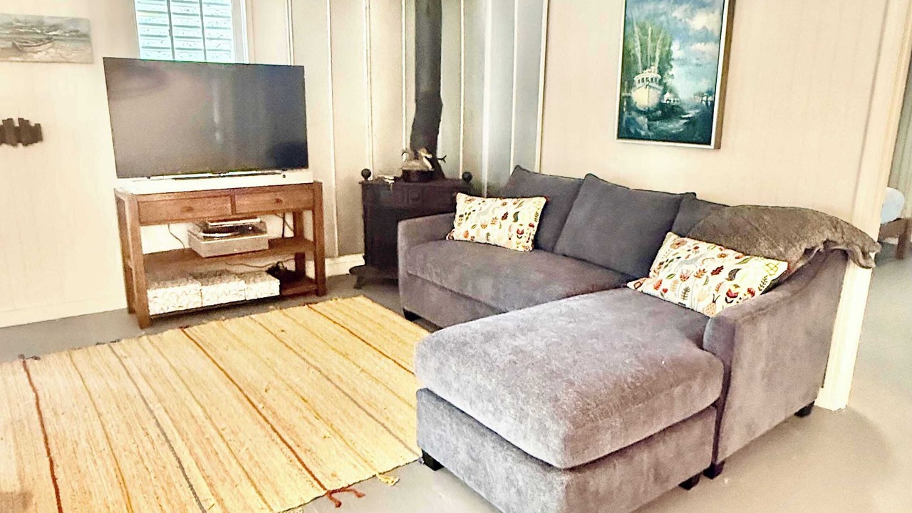 Photo of Livingroom in Apalachicola