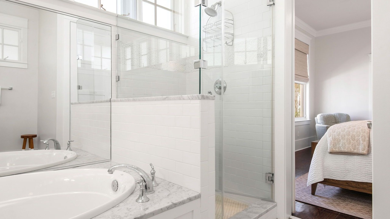 Photo of Bathroom in Forest District