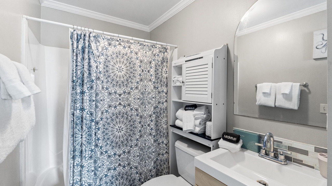 Photo of Bathroom in El Centro Beach