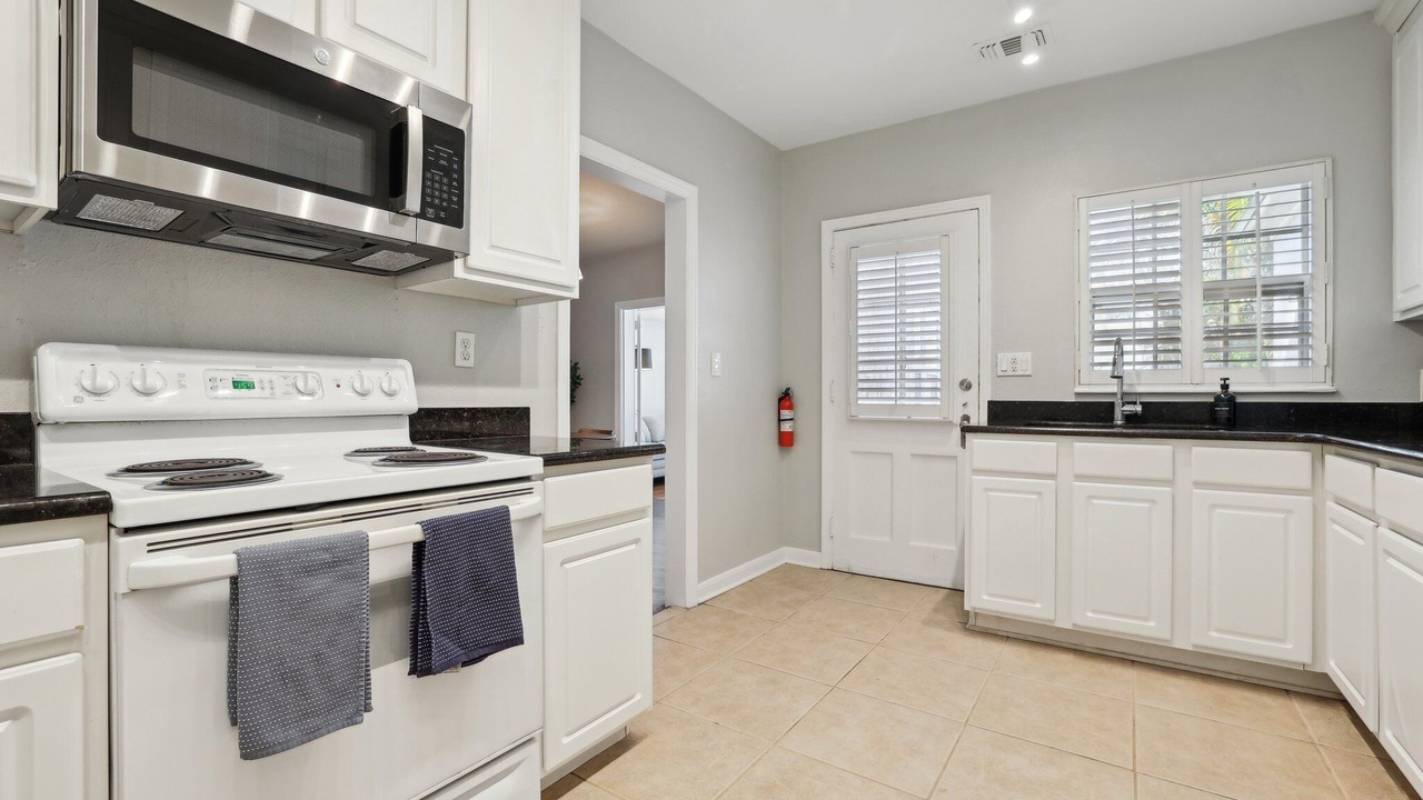 Photo of Kitchen in College Park