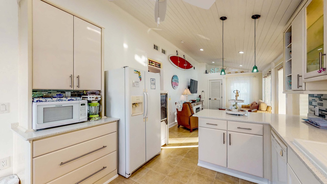 Photo of Kitchen in Kiska Beach