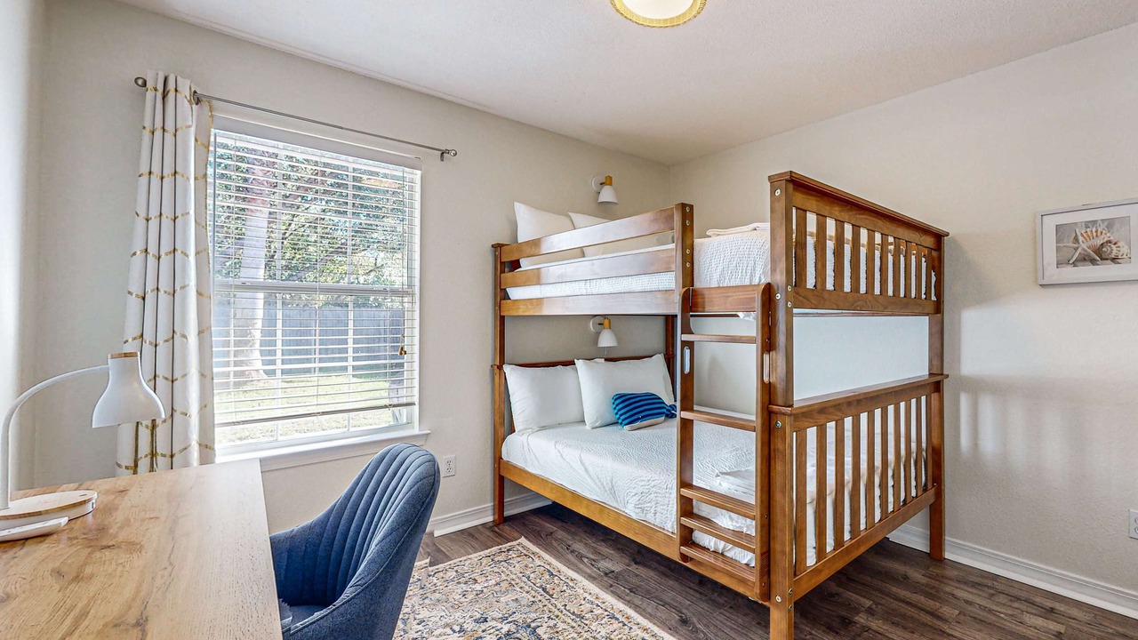 Photo of Bedroom in Ono Island
