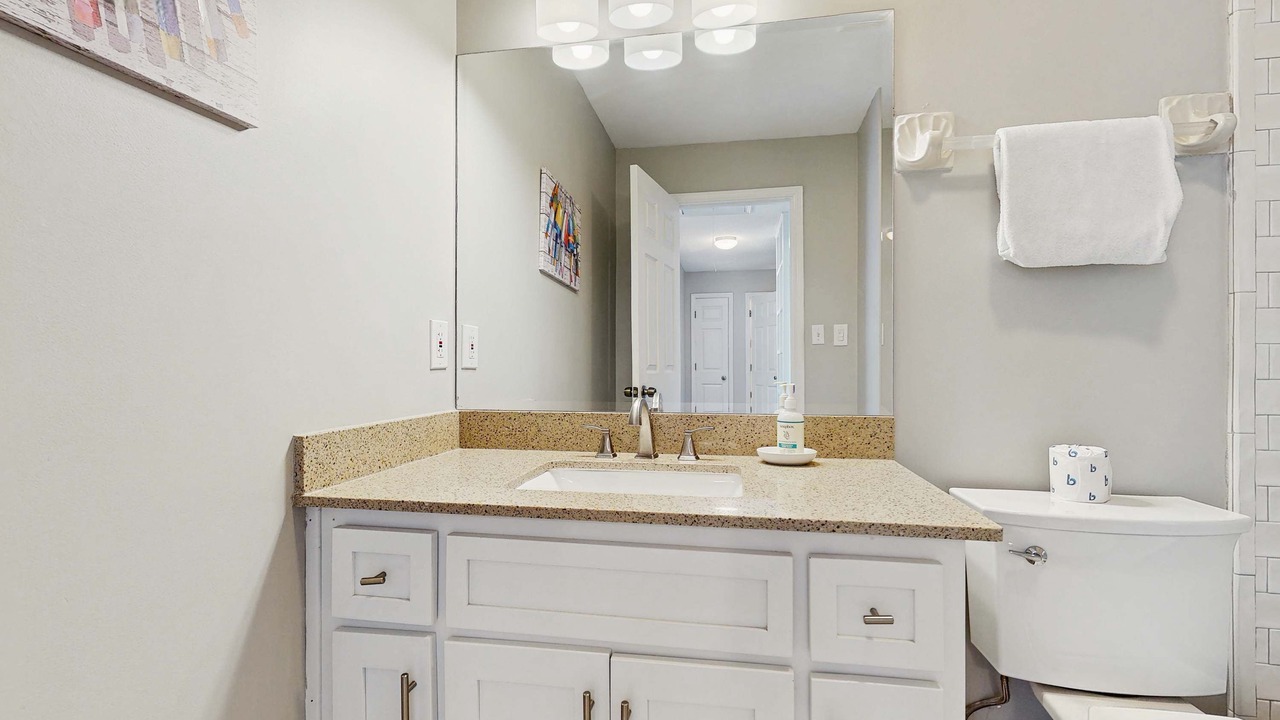 Photo of Bathroom in Gulf Trace