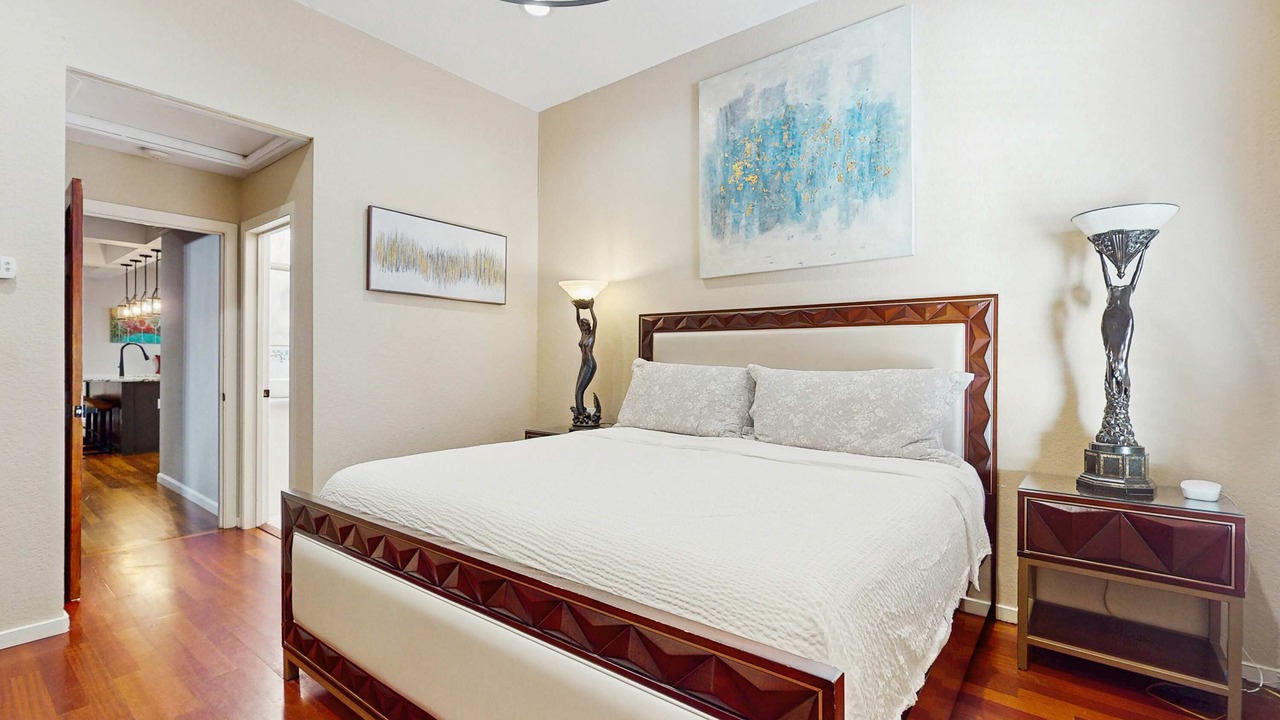 Photo of Bedroom in Baytowne Wharf