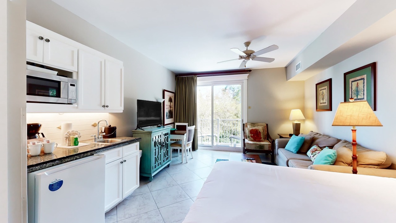 Photo of Bedroom in Baytowne Wharf