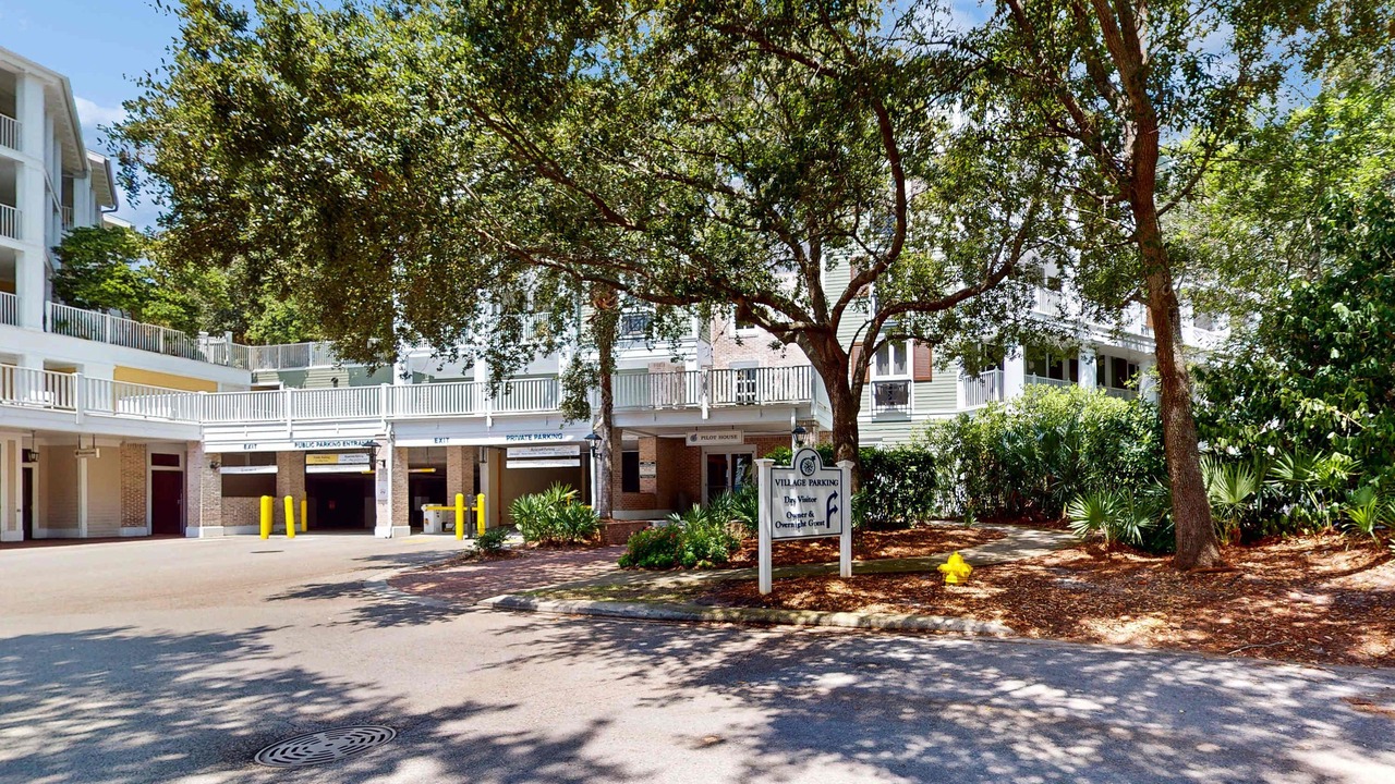 Photo of Outdoor in Baytowne Wharf