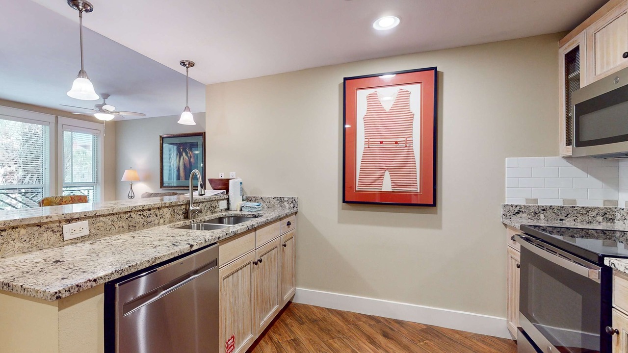 Photo of Kitchen in Baytowne Wharf