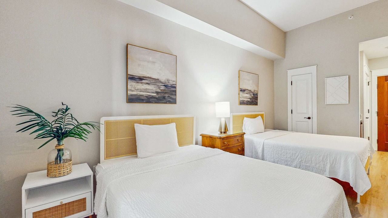 Photo of Bedroom in Baytowne Wharf