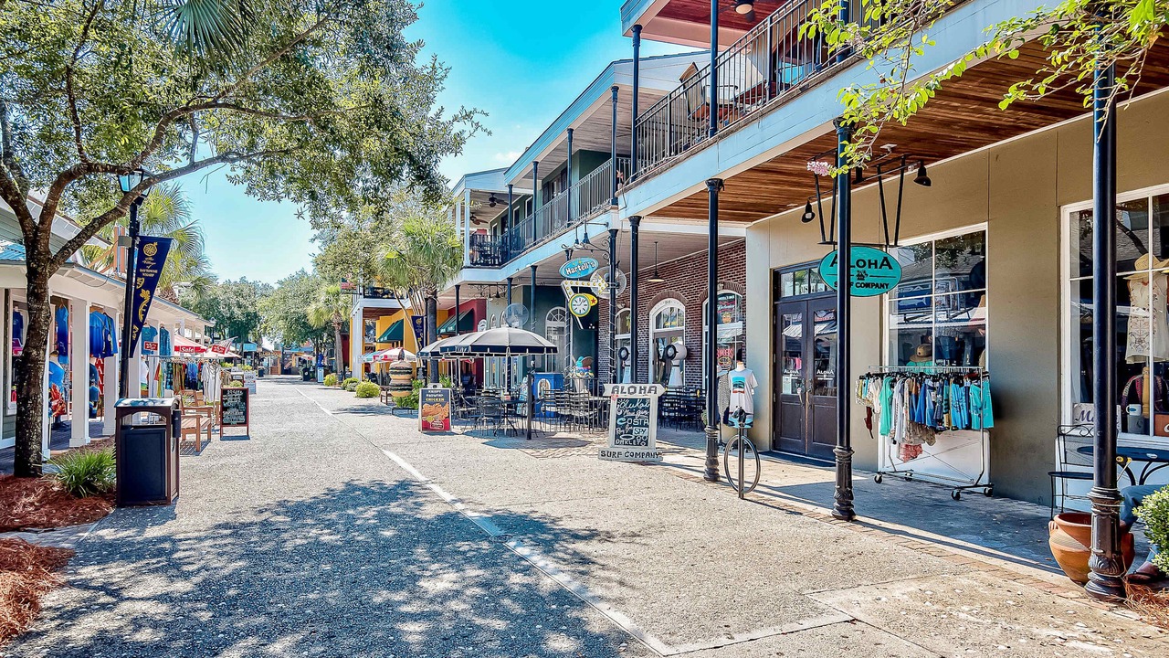Photo of Others in Baytowne Wharf