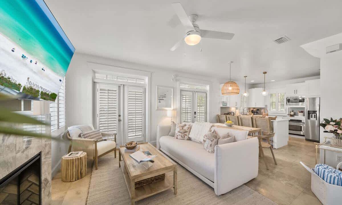 Photo of Livingroom in Rosemary Beach