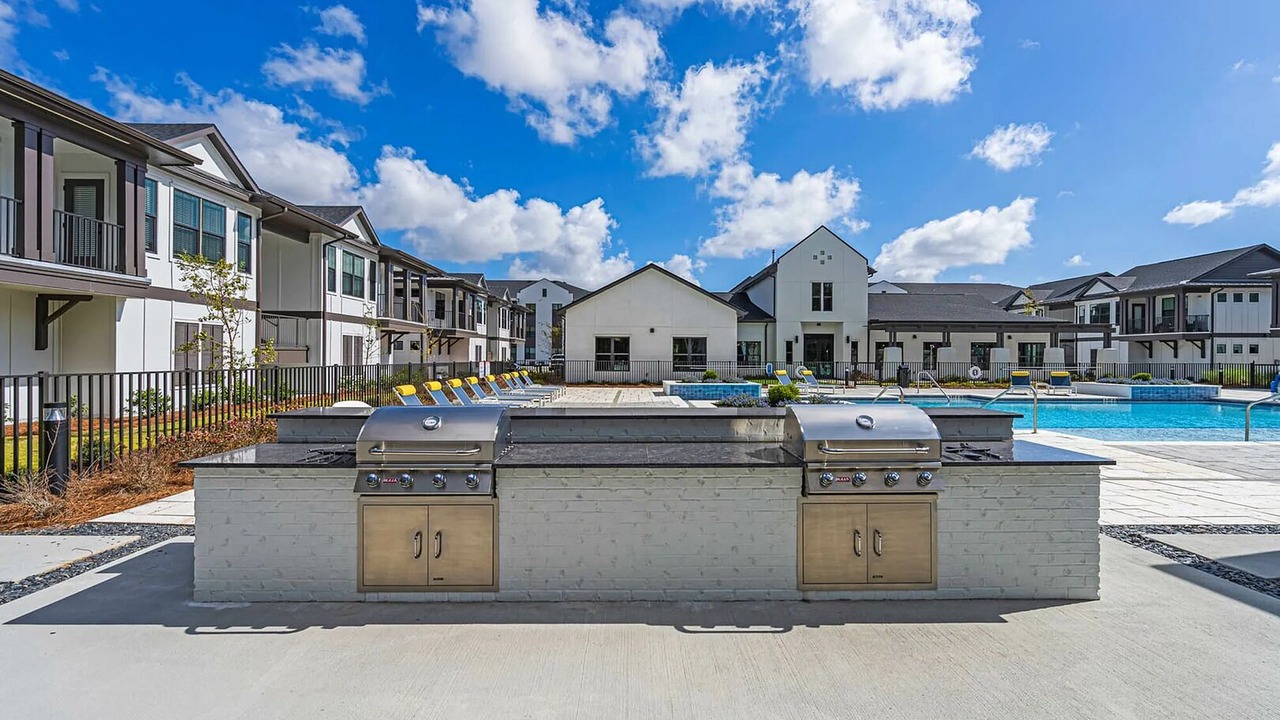 Photo of Patio Balcony in Pine Forest