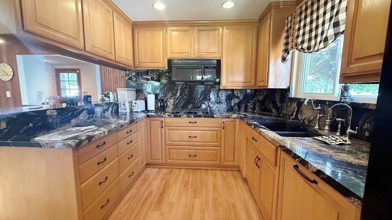 Photo of Kitchen in Southeast Anaheim