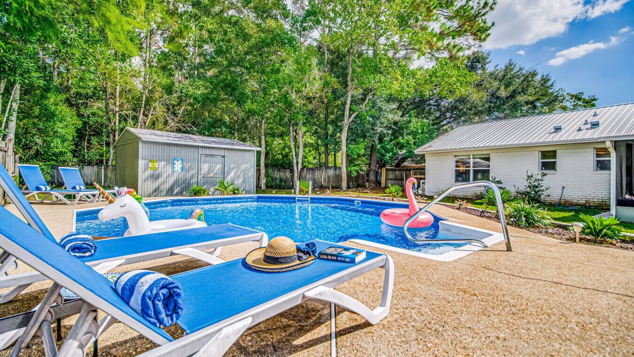 Photo of Outdoor in Myrtle Grove
