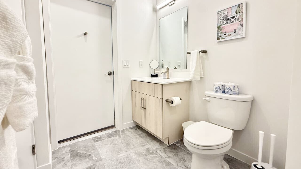 Photo of Bathroom in Poplar
