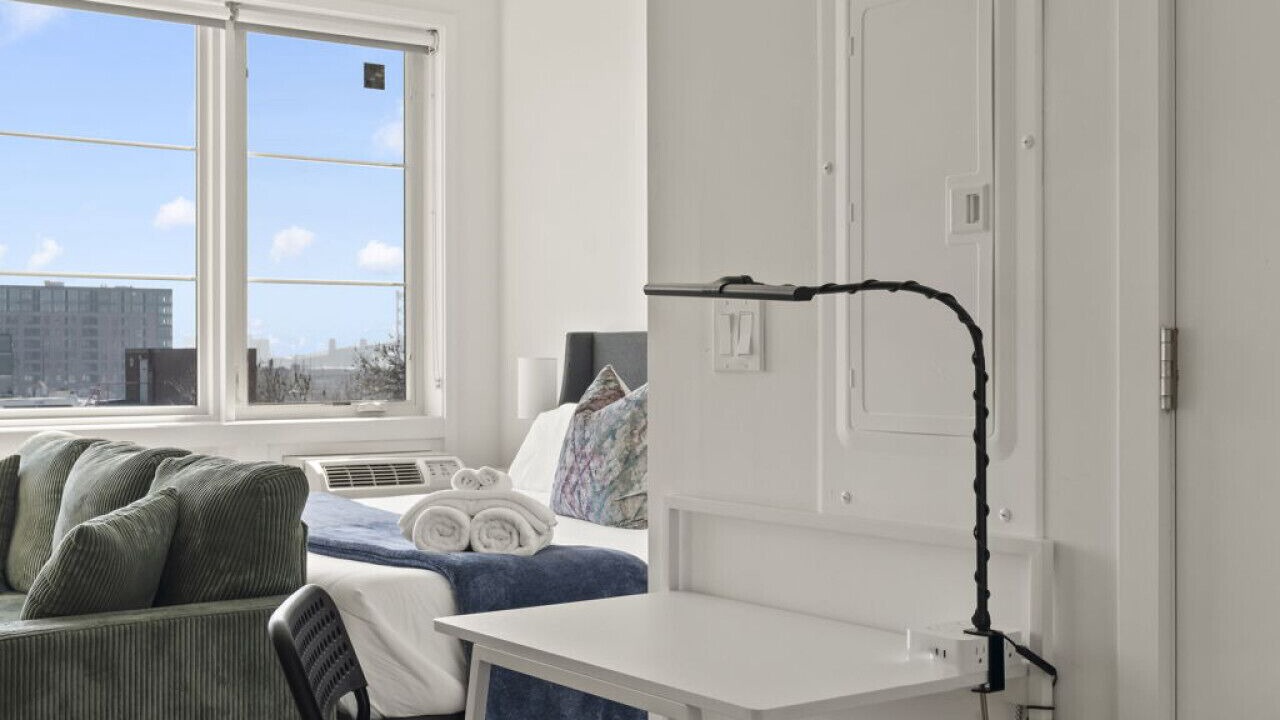 Photo of Bedroom in Poplar