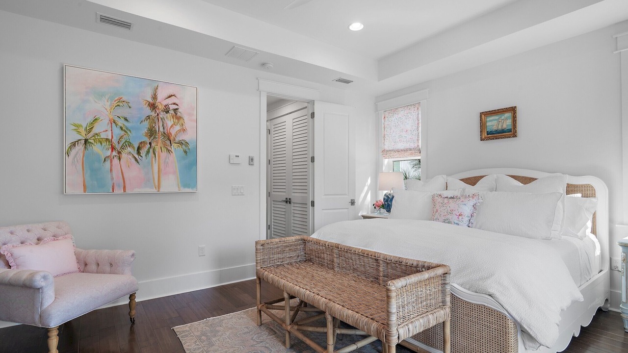 Photo of Bedroom in Santa Rosa Beach