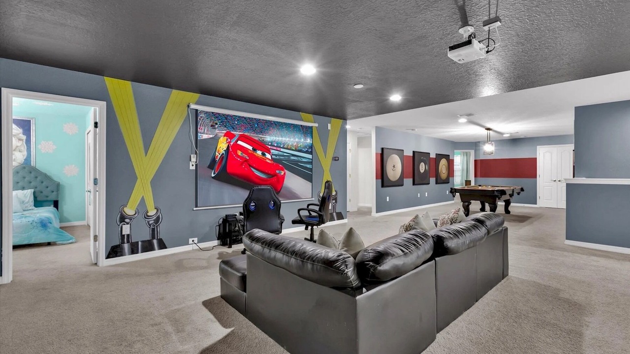 Photo of Bedroom in Bay Lake
