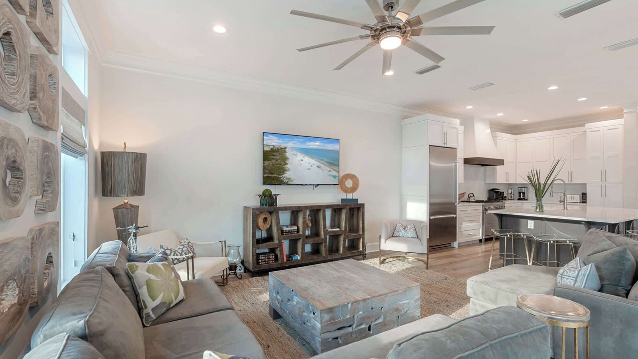 Photo of Livingroom in Seawalk Circle
