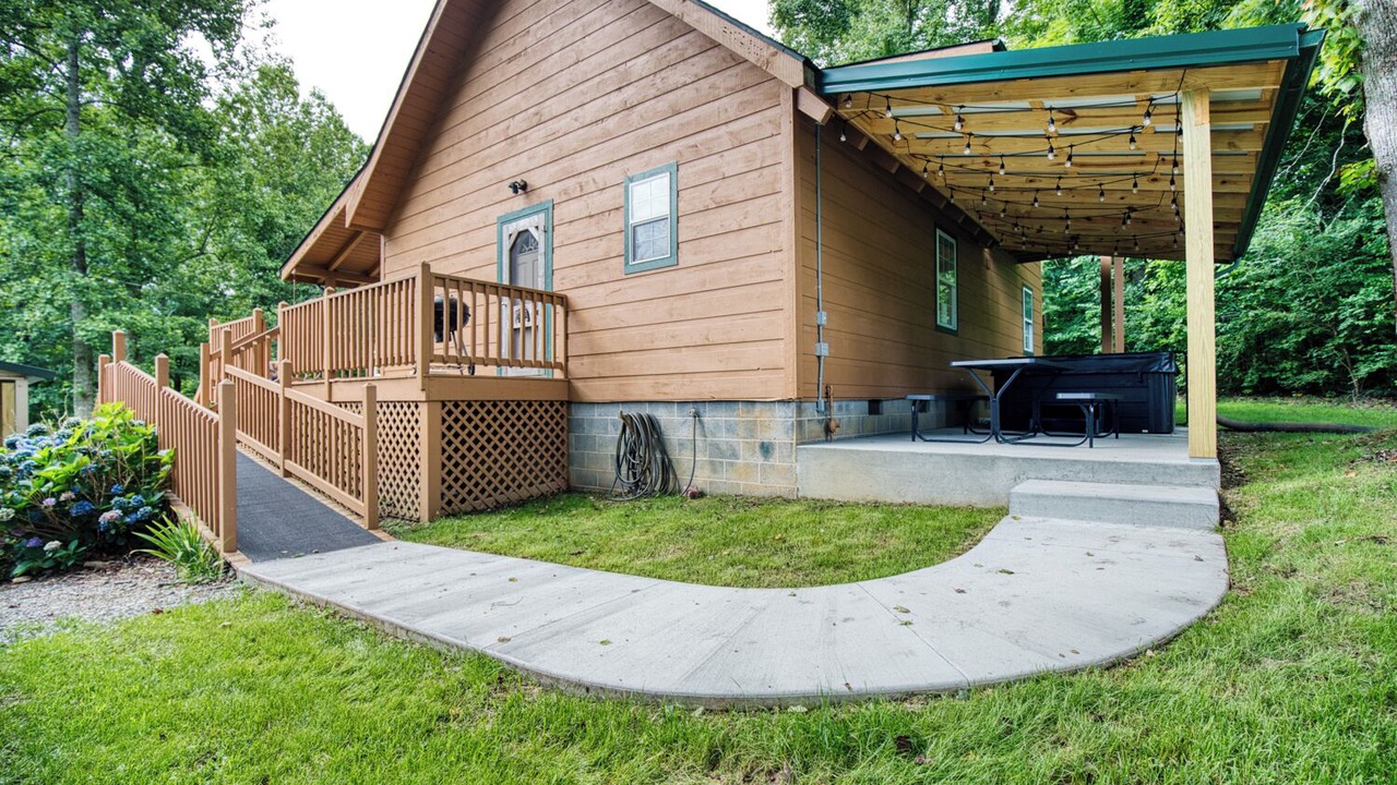 Photo of Patio Balcony in Rocky Grove