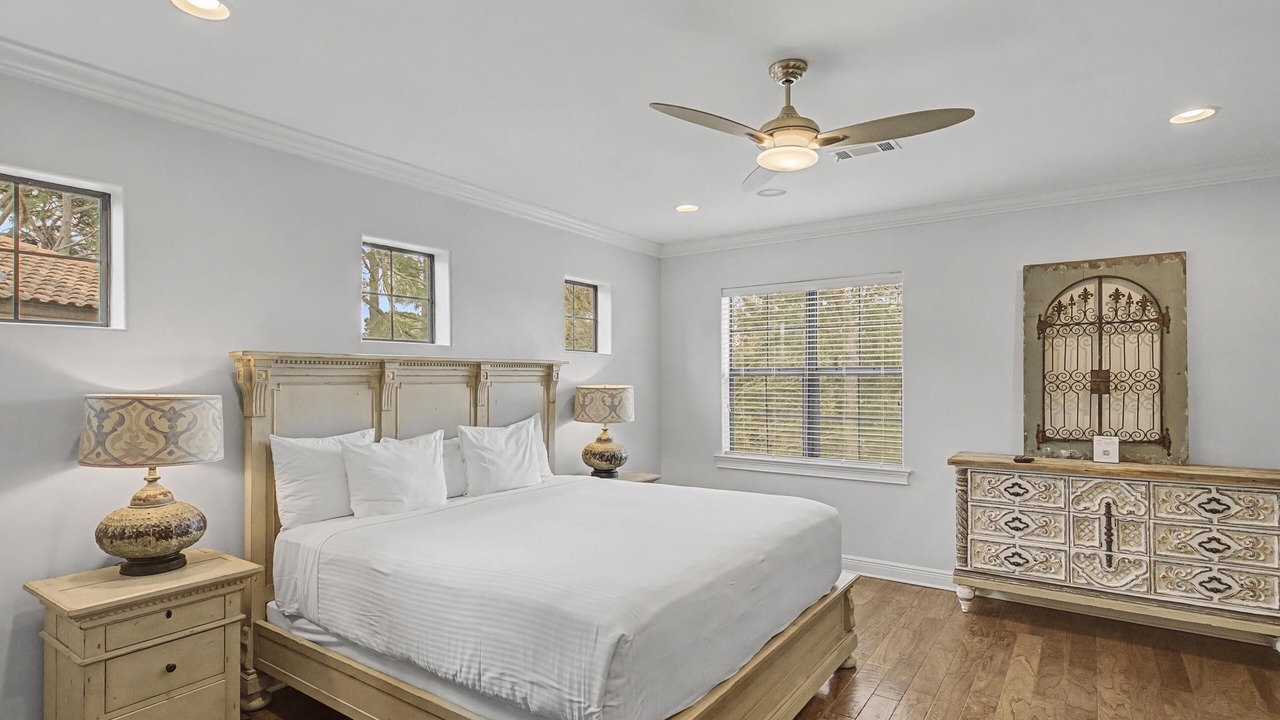 Photo of Bedroom in Villa Lago